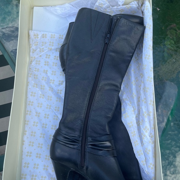 Naturalizer N5 Comfort Boba Black Below Knee High Heeled Boots SZ: 7 w/ Shoe Box - Picture 3 of 12